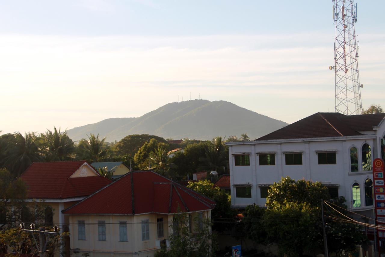 Pama Hotel Kampong Chhnang Экстерьер фото